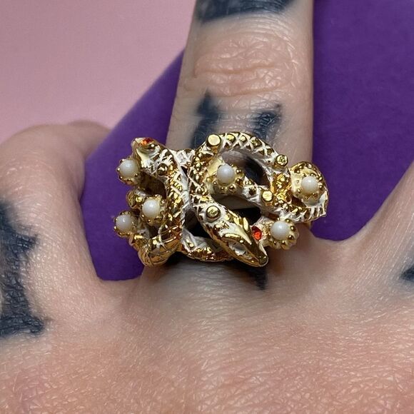 💛 Vintage ART Gold Triple Serpent Ring - Picture 5 of 6